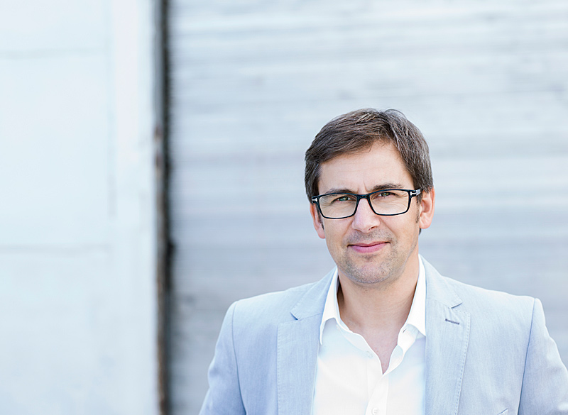 Dr. Matthias Stumpf